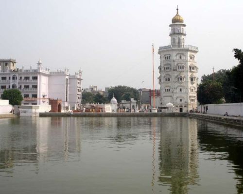 Gurudwara Baba Atal, Amritsar